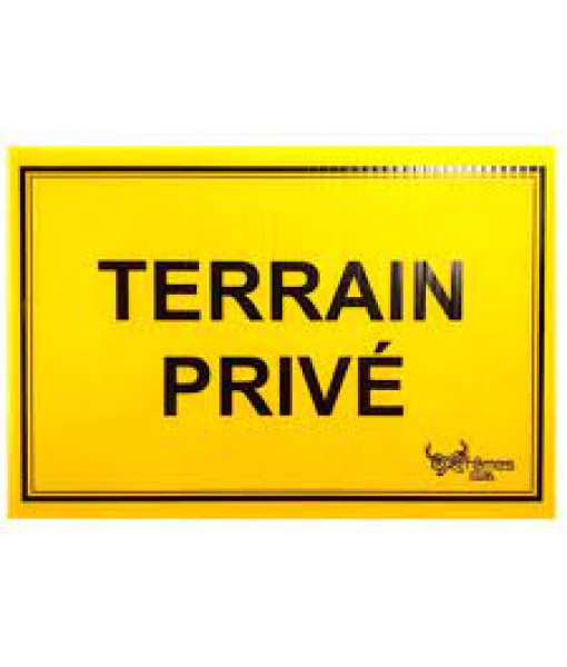 Terrain Privé , Coroplast
